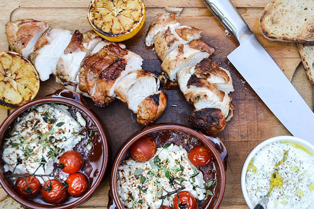 Grillad kyckling med ugnsbakad fetaost