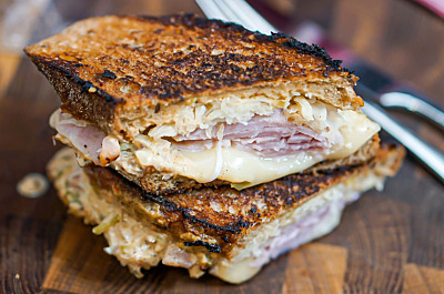 Het Jul-Reuben sandwich