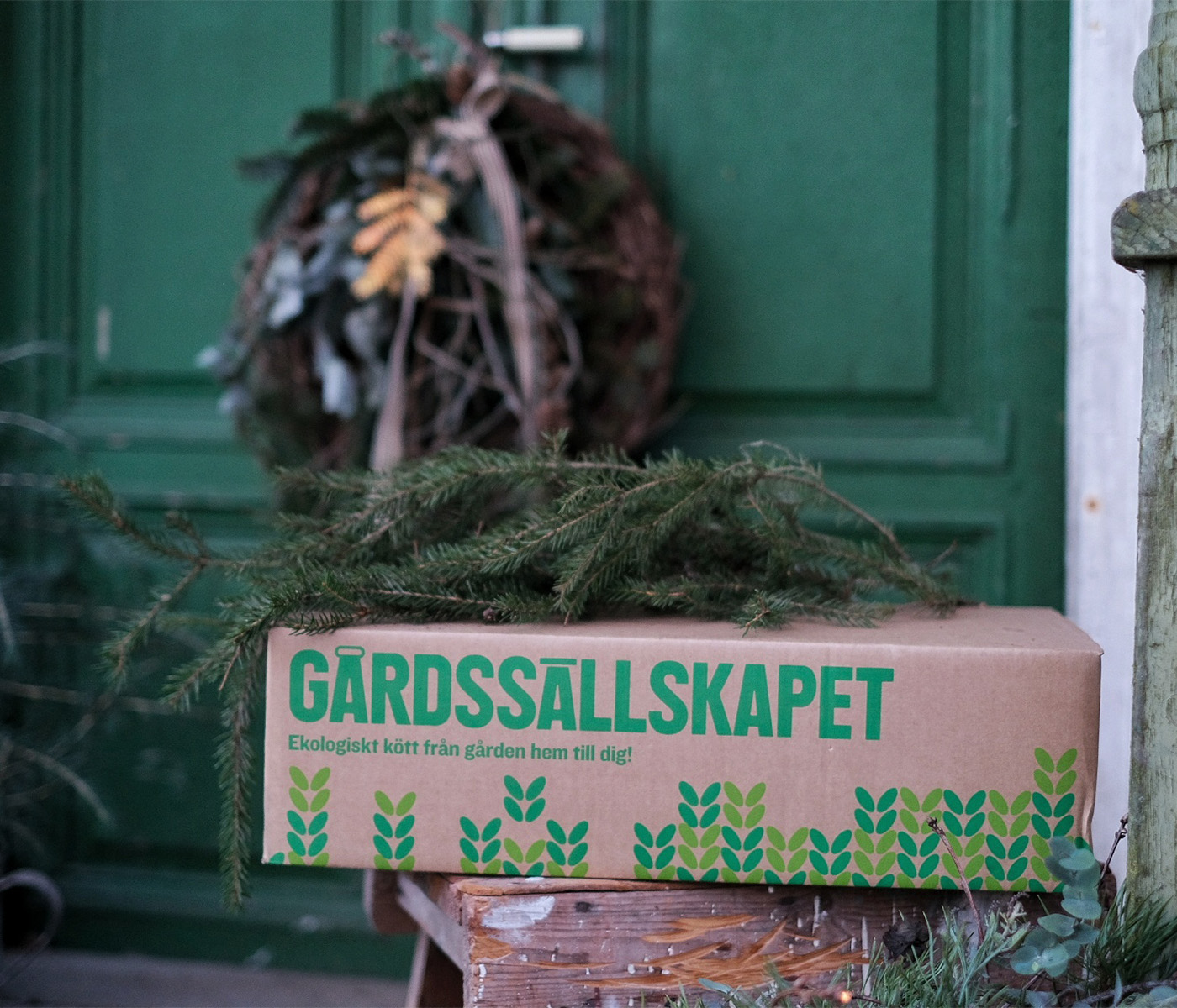 Köttlåda från Gårdssällskapet i julig miljö